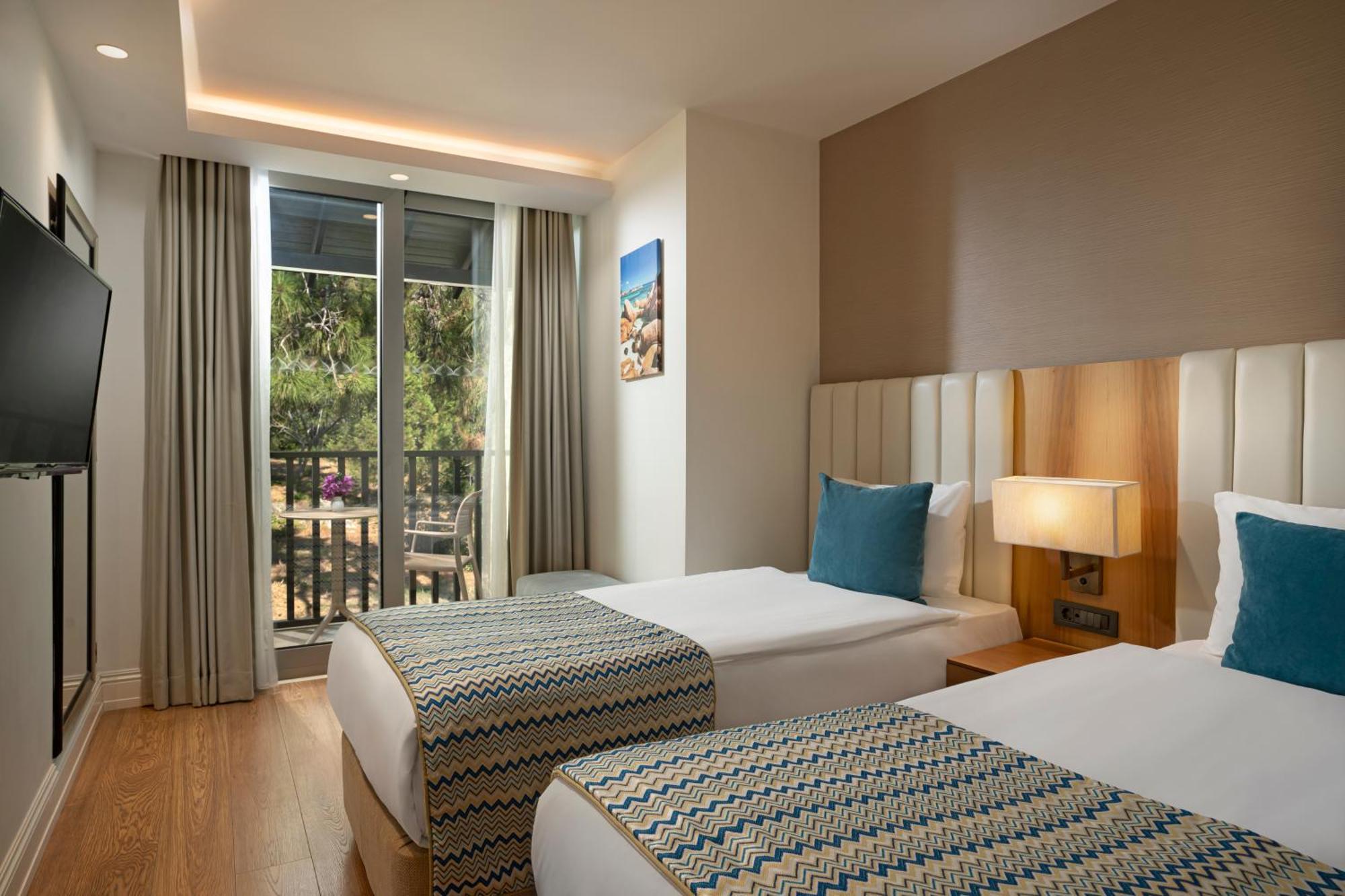 Liberty Lykia Hotel Oludeniz Exterior photo